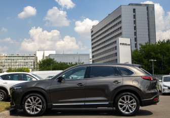 Подержанный автомобиль Mazda CX-9 2019 года (6 фото)