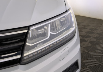 Подержанный автомобиль Volkswagen Tiguan 2020 года (17 фото)