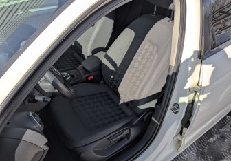 Подержанный автомобиль Audi A3 Hatchback 2014 года (20 фото)