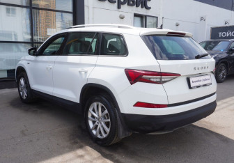 Подержанный автомобиль Skoda Kodiaq 2022 года (7 фото)