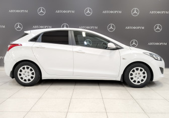 Подержанный автомобиль Hyundai i30 Hatchback 2014 года (4 фото)