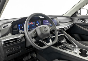 Подержанный автомобиль Changan CS35PLUS 2024 года (13 фото)
