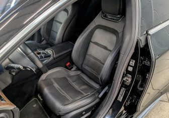 Подержанный автомобиль Mercedes-Benz AMG GT Coupe 2019 года (20 фото)