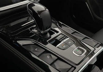 Подержанный автомобиль FAW Bestune T77 2023 года (9 фото)