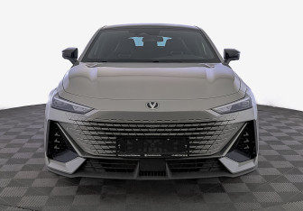 Новый Changan UNI-V 2024 (5 фото)