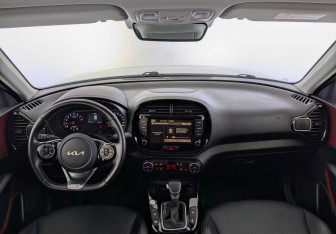 Подержанный автомобиль Kia Soul 2022 года (14 фото)