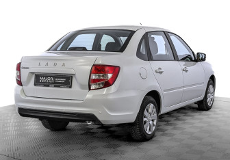 Подержанный автомобиль LADA (ВАЗ) Granta Sedan 2023 года (5 фото)