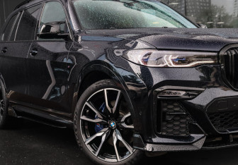 Подержанный автомобиль BMW X7 2020 года (7 фото)