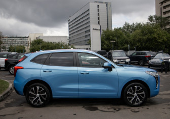 Подержанный автомобиль Haval Jolion 2022 года (3 фото)