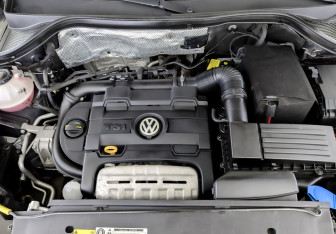 Подержанный автомобиль Volkswagen Tiguan 2016 года (9 фото)