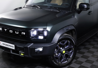Подержанный автомобиль Jetour T2 2024 года (25 фото)