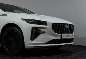 Подержанный автомобиль Geely Preface 2024 года (21 фото)