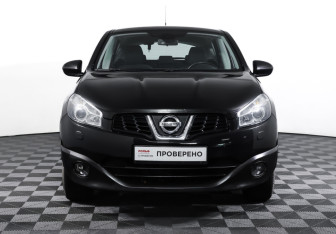 Подержанный автомобиль Nissan Qashqai 2011 года (2 фото)