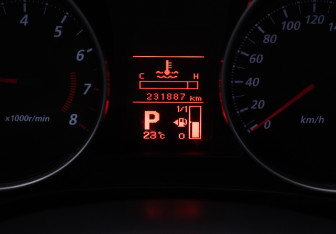 Подержанный автомобиль Mitsubishi ASX 2012 года (12 фото)