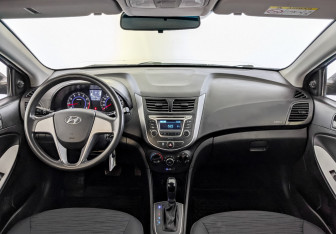 Подержанный автомобиль Hyundai Solaris Sedan 2016 года (14 фото)