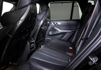 Подержанный автомобиль BMW X5 M 2020 года (12 фото)