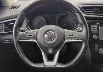 Подержанный автомобиль Nissan Qashqai 2020 года (13 фото)