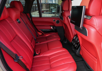 Подержанный автомобиль Land Rover Range Rover 2014 года (11 фото)