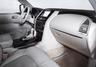 Подержанный автомобиль Nissan Patrol 2012 года (9 фото)