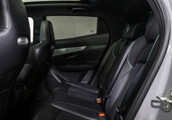 Подержанный автомобиль Changan UNI-T 2023 года (13 фото)