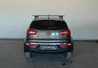 Подержанный автомобиль Kia Sportage 2011 года (6 фото)