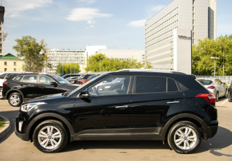 Подержанный автомобиль Hyundai Creta 2018 года (6 фото)