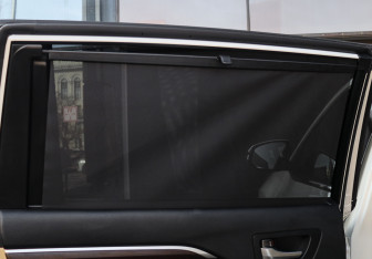 Подержанный автомобиль Toyota Highlander 2014 года (15 фото)