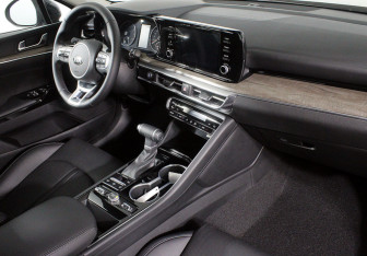 Новый Kia K5 2025 (5 фото)