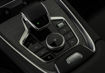 Подержанный автомобиль Chery Tiggo 8 Pro Max 2024 года (16 фото)