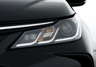 Подержанный автомобиль Toyota Corolla Sedan 2022 года (7 фото)