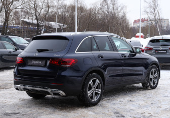 Подержанный автомобиль Mercedes-Benz GLC Coupe 2021 года (5 фото)