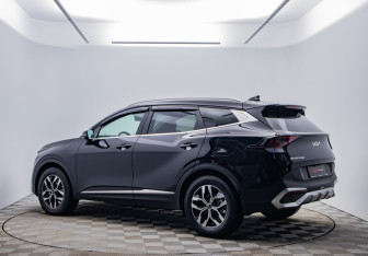 Подержанный автомобиль Kia Sportage 2024 года (7 фото)