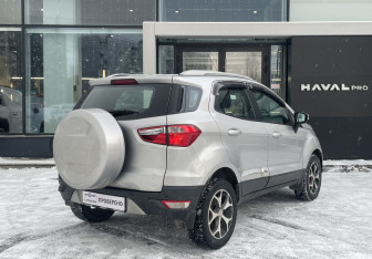 Подержанный автомобиль Ford EcoSport 2016 года (5 фото)