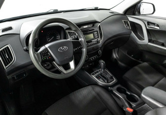 Подержанный автомобиль Hyundai Creta 2016 года (7 фото)