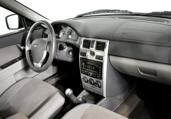 Подержанный автомобиль LADA (ВАЗ) Priora Sedan 2012 года (6 фото)