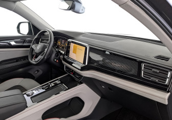 Подержанный автомобиль Volkswagen Teramont 2023 года (13 фото)