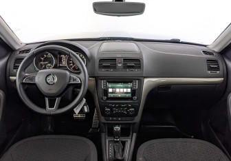 Подержанный автомобиль Skoda Yeti 2016 года (14 фото)