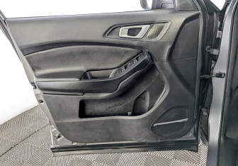 Подержанный автомобиль Chery Tiggo 4 2022 года (19 фото)