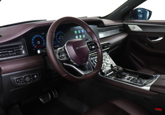 Подержанный автомобиль Jetour X90 Plus 2024 года (13 фото)