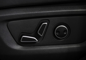 Подержанный автомобиль Changan UNI-T 2023 года (15 фото)