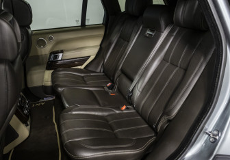 Подержанный автомобиль Land Rover Range Rover 2014 года (18 фото)