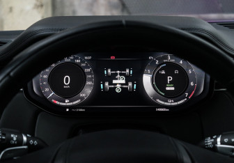 Подержанный автомобиль Land Rover Range Rover Sport 2022 года (32 фото)