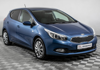 Подержанный автомобиль Kia Ceed Hatchback 2014 года (3 фото)