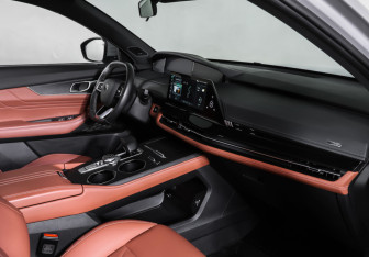 Подержанный автомобиль Changan UNI-K 2024 года (11 фото)