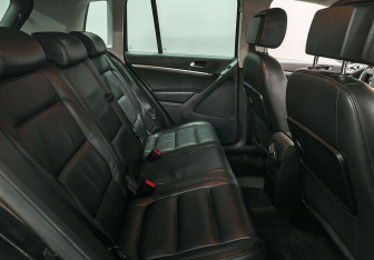 Подержанный автомобиль Volkswagen Tiguan 2011 года (13 фото)