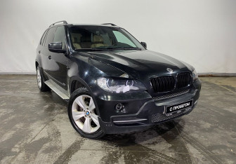 Подержанный автомобиль BMW X5 2007 года (3 фото)
