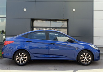 Подержанный автомобиль Hyundai Solaris Sedan 2013 года (4 фото)