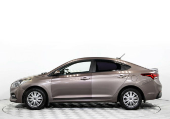 Подержанный автомобиль Hyundai Solaris Sedan 2020 года (3 фото)