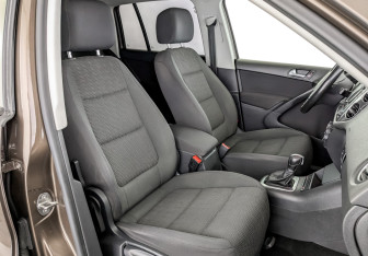 Подержанный автомобиль Volkswagen Tiguan 2016 года (23 фото)