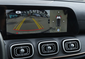 Подержанный автомобиль Jaecoo J8 2024 года (17 фото)